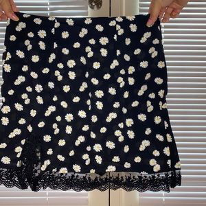 Floral mini skirt